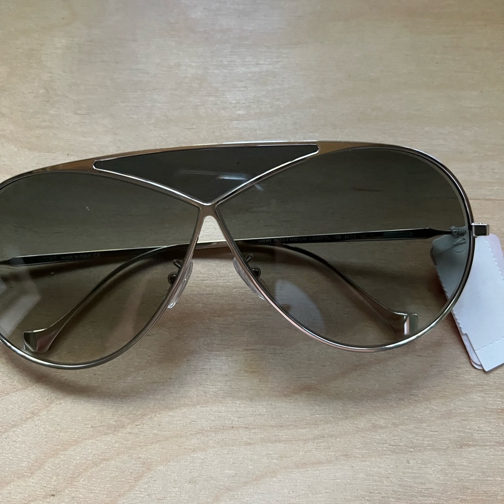 Loewe Puzzle Medium Sunglasses - image 8